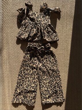 Phi Clothing Leopard Print Kids Matching Set - Brown size 7/8